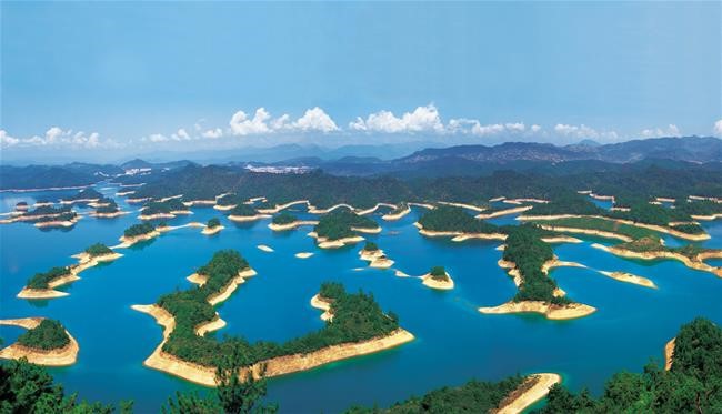 Kingston - “Thành phố đá vôi” với diện tích lớn nhất khoảng 100km 