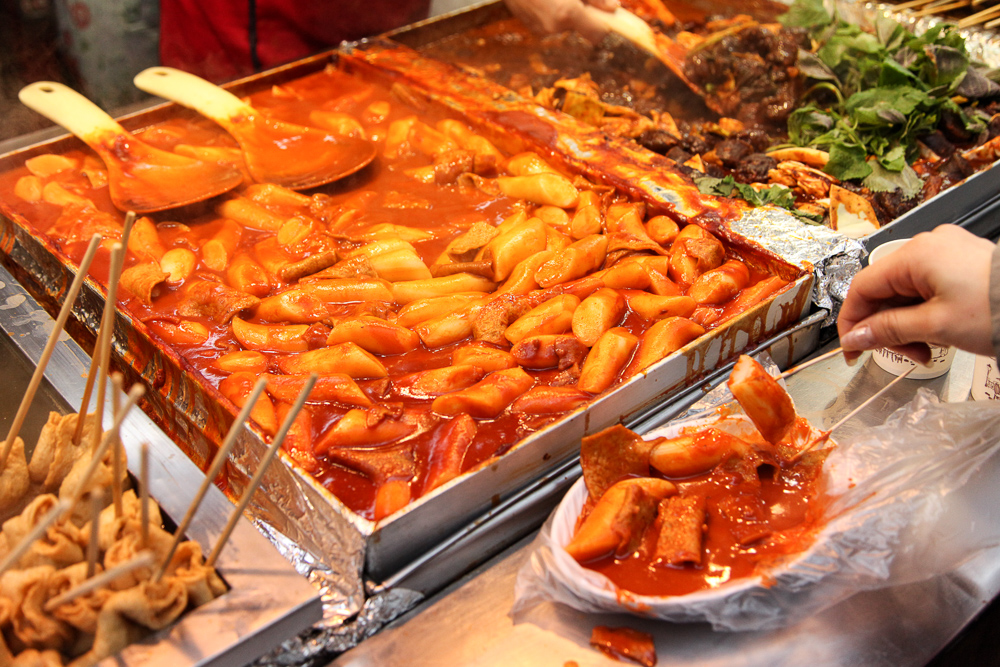 PHỐ TTEOKBOKKI SINDANG-DONG Ở SEOUL 