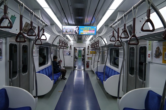 Tàu điện ngầm ở Hàn Quốc