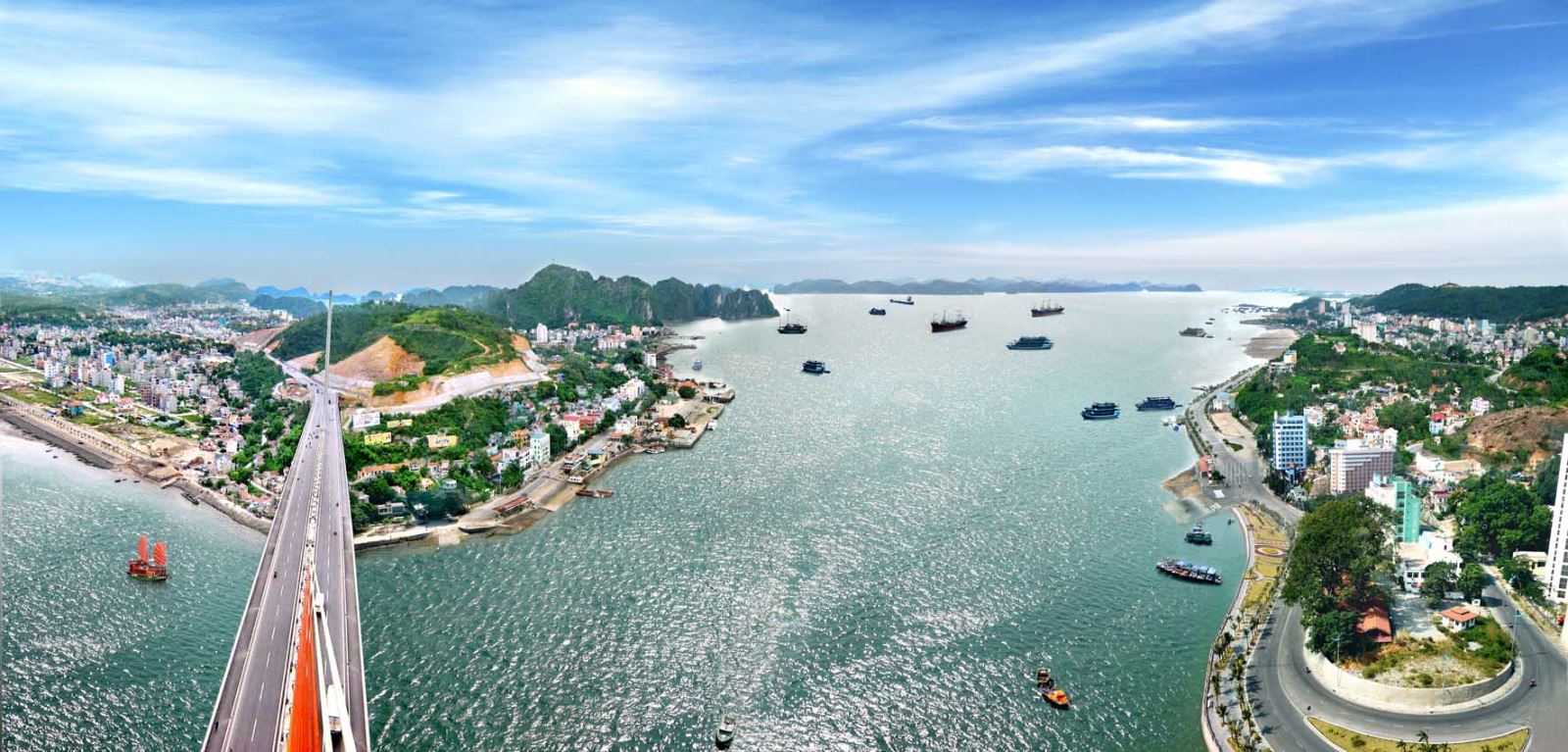 Thành phố Hạ Long nhìn từ trên cao